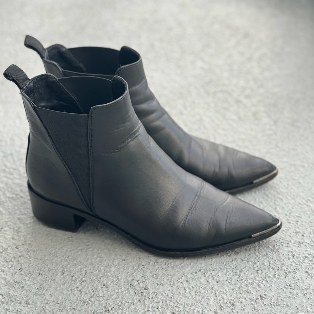 ACNE STUDIOS Leather Chelsea Boots Size: 7 | US7, IT37